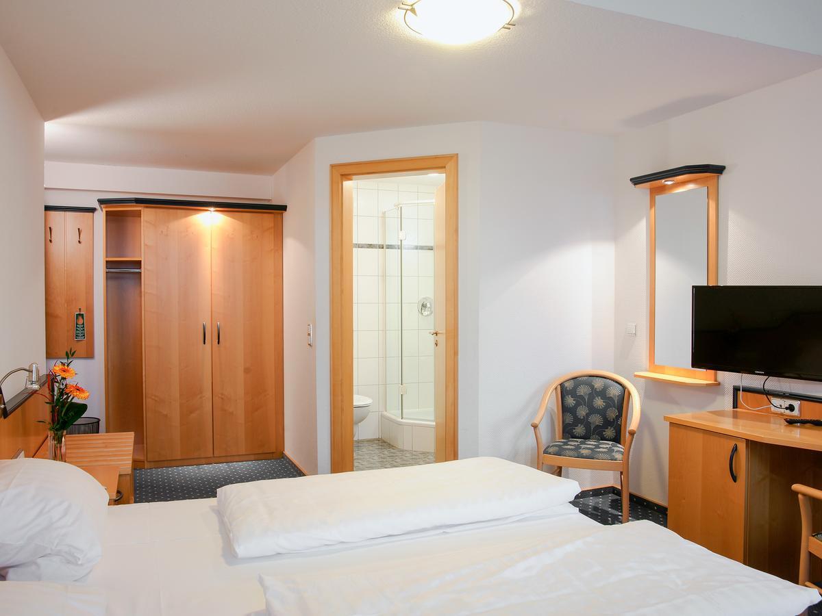 Hotel Gasthof Zum Biber Motten Екстер'єр фото