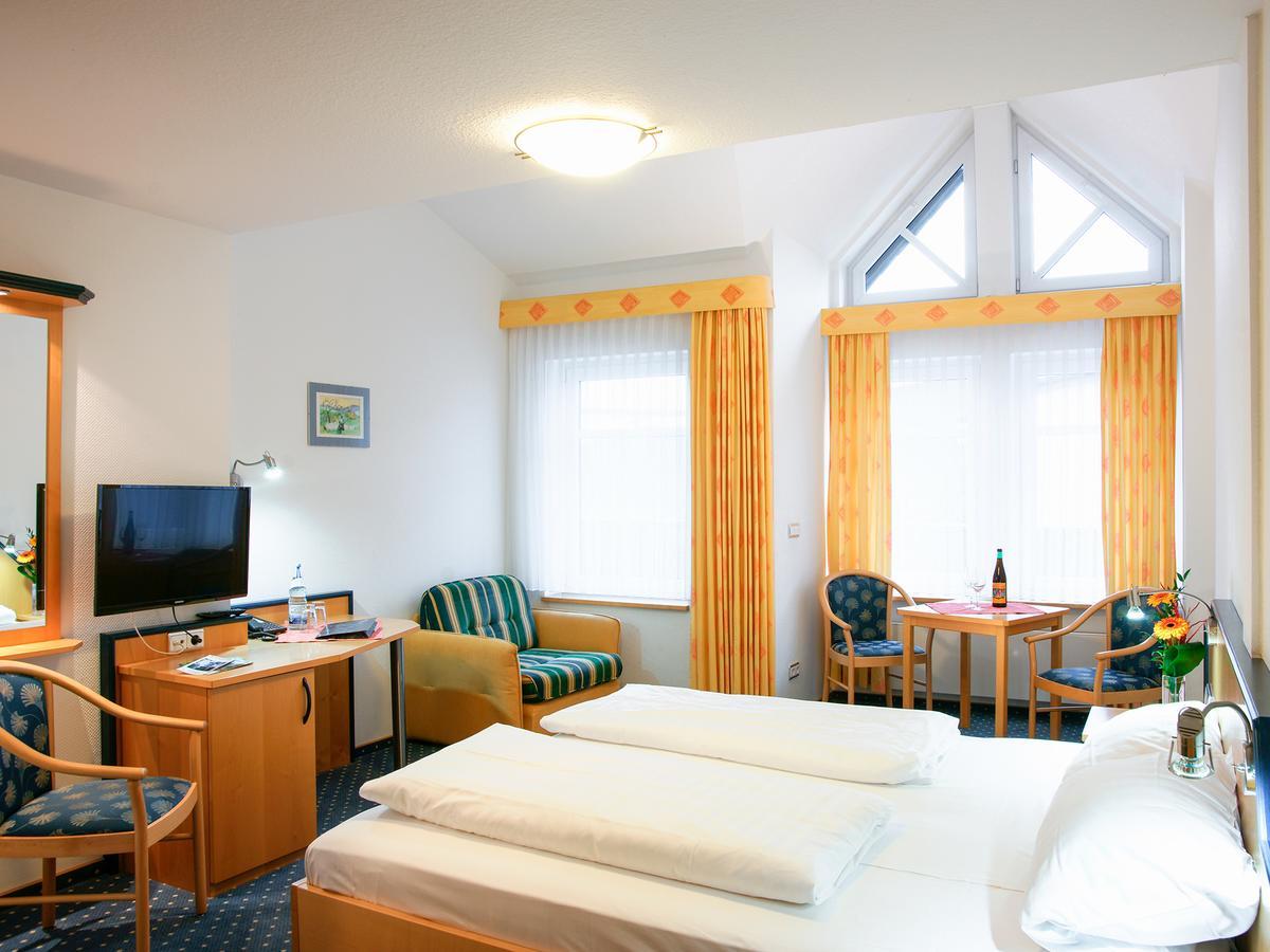 Hotel Gasthof Zum Biber Motten Екстер'єр фото