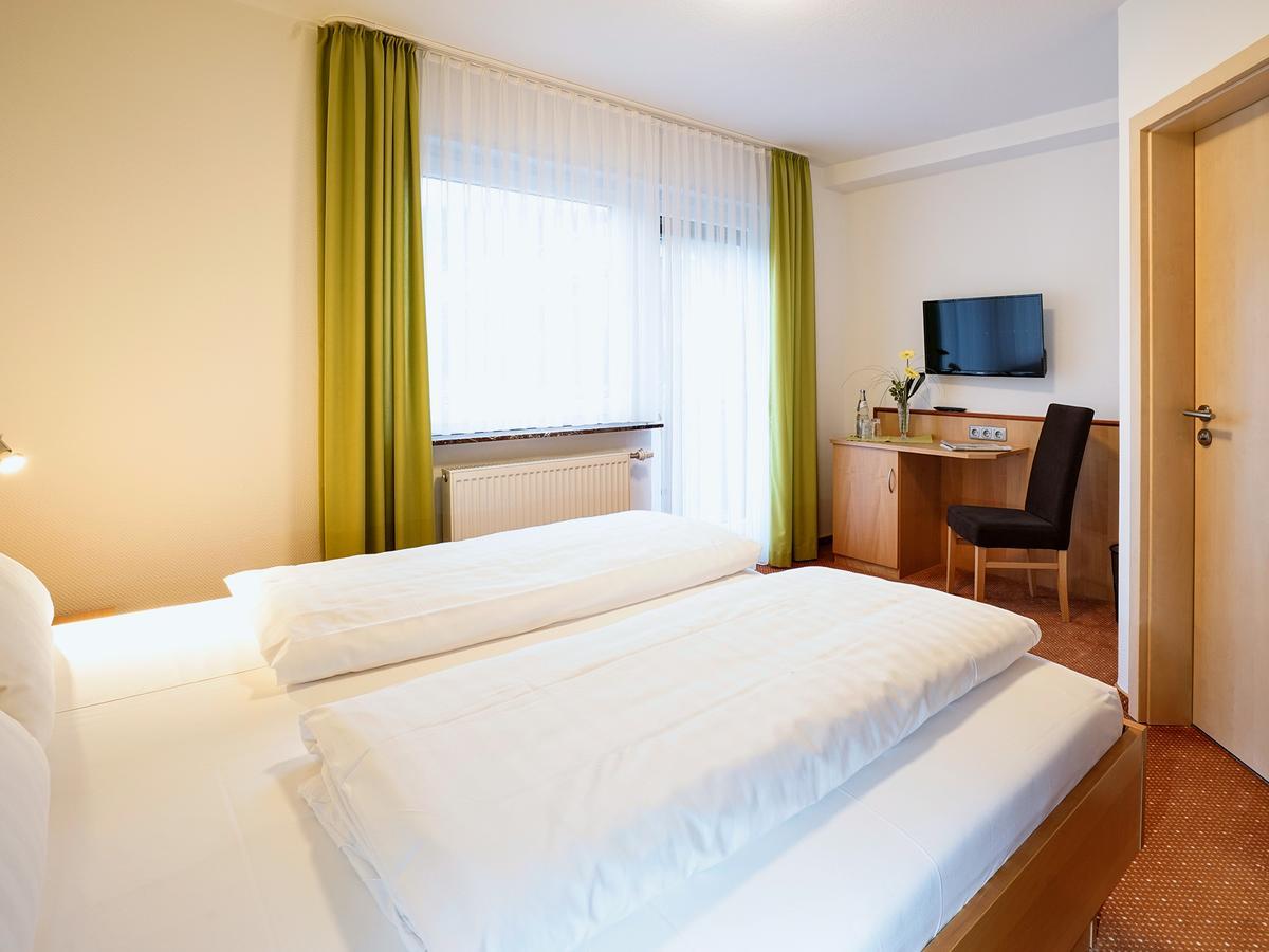 Hotel Gasthof Zum Biber Motten Екстер'єр фото