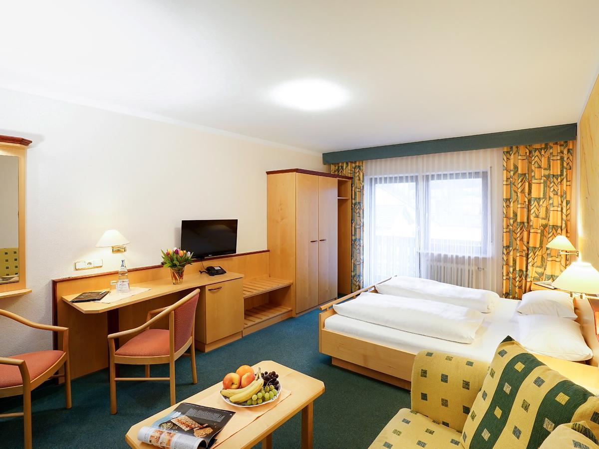 Hotel Gasthof Zum Biber Motten Екстер'єр фото