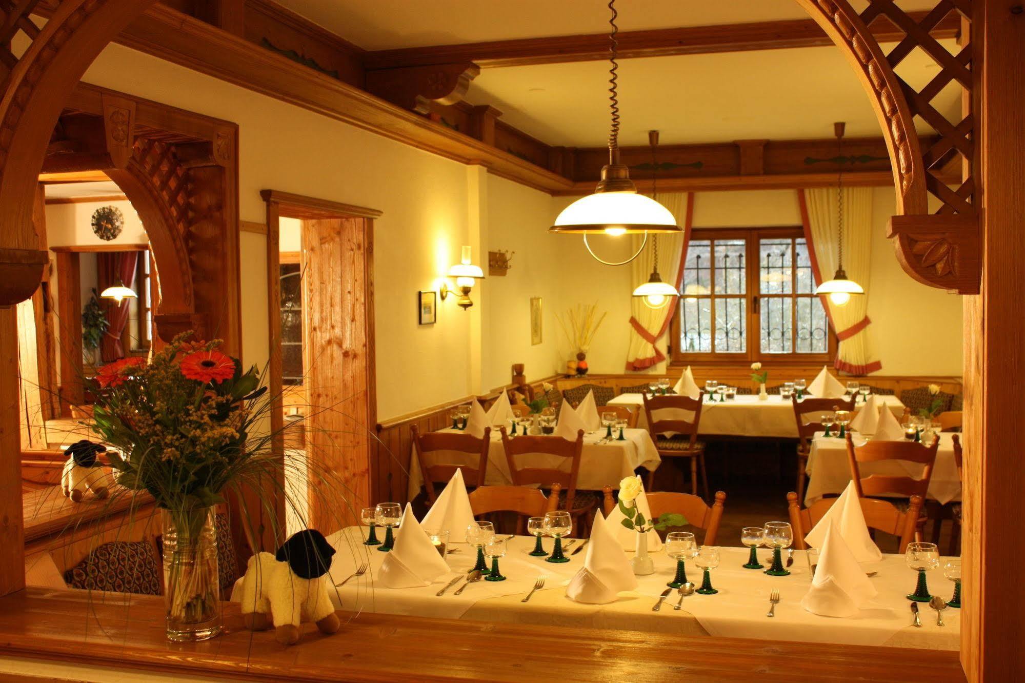Hotel Gasthof Zum Biber Motten Екстер'єр фото