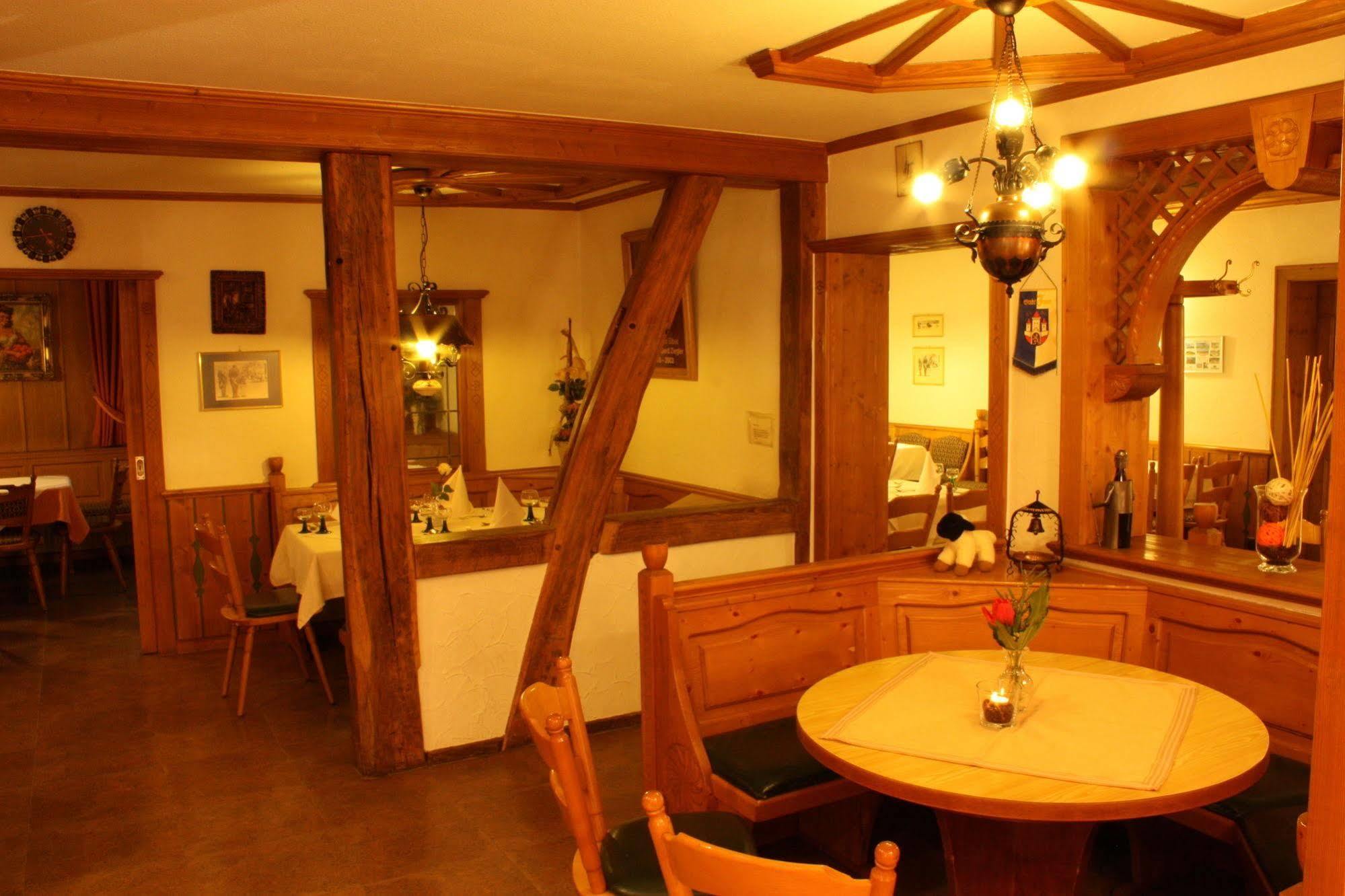 Hotel Gasthof Zum Biber Motten Екстер'єр фото